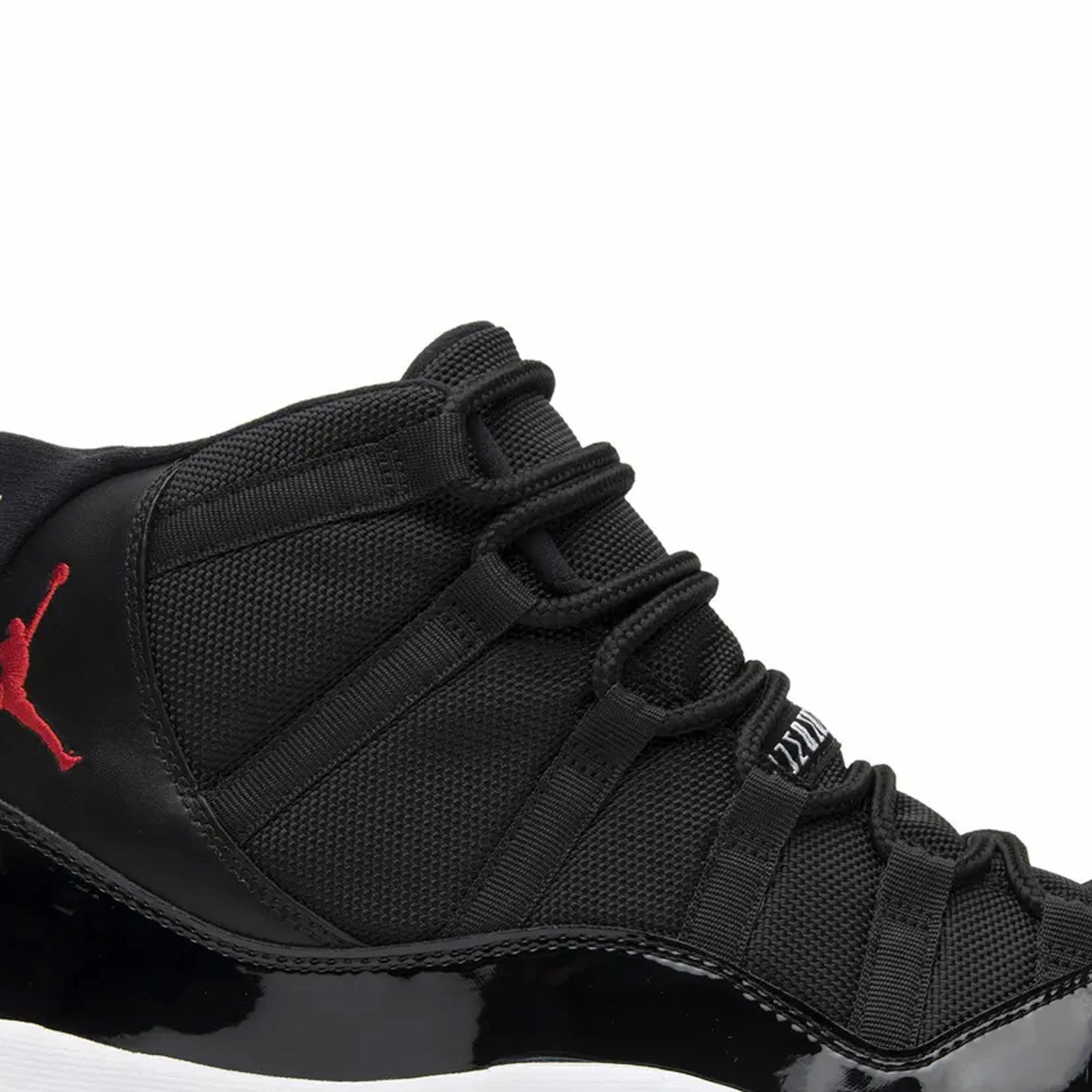 Air Jordan 11 Retro 'Playoffs' (2012)