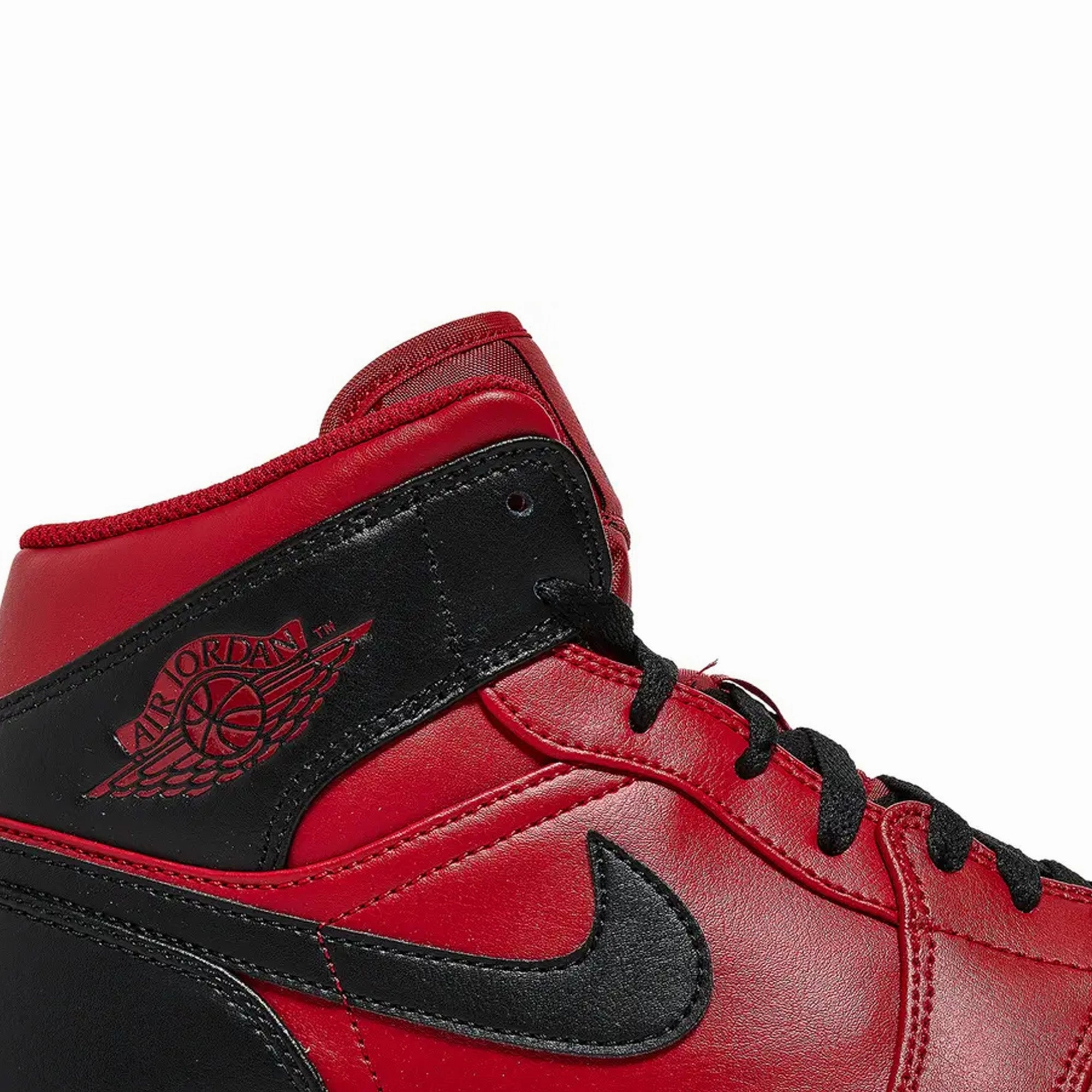 Air Jordan 1 Mid 'Reverse Bred'