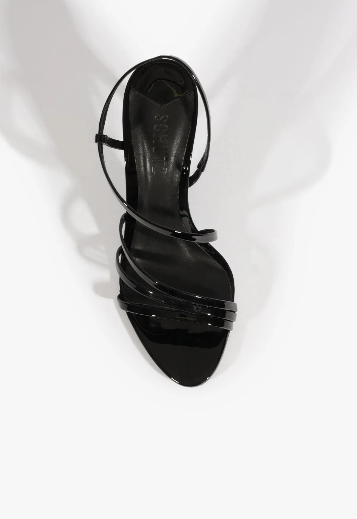 Annie Sandal