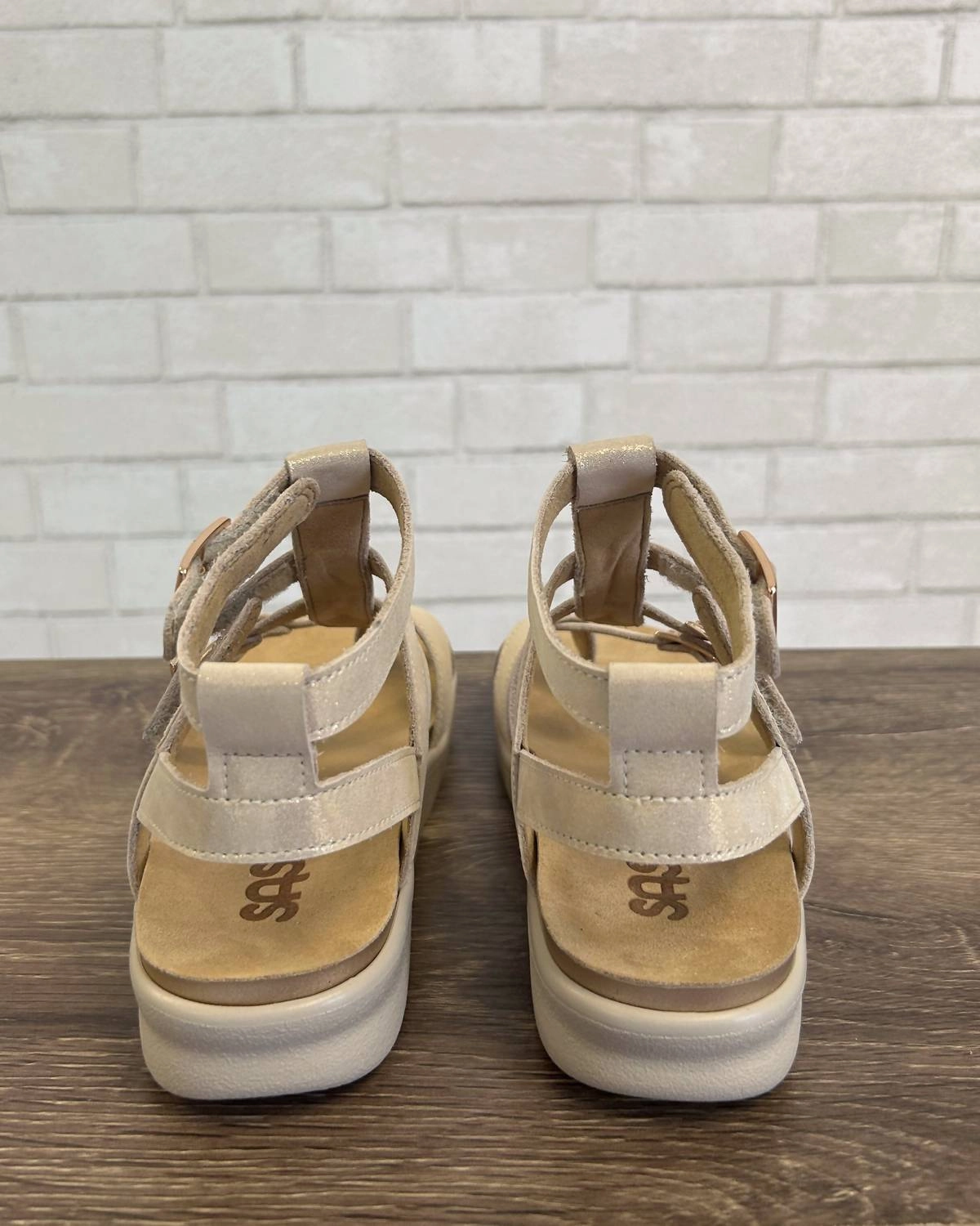 Aria Gladiator Sandals -Wide In Soft Gold
