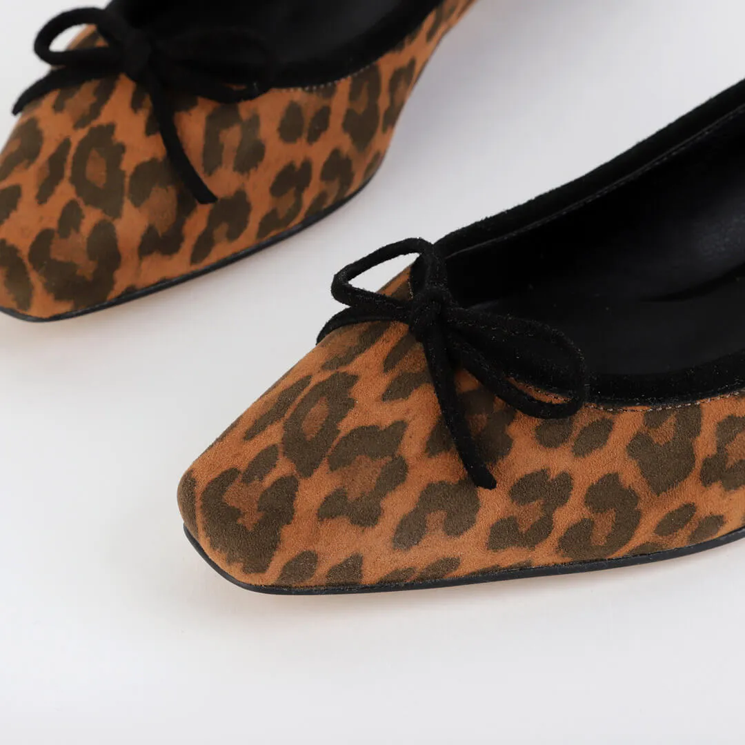 ARRABELLA - leopard ballerina pumps