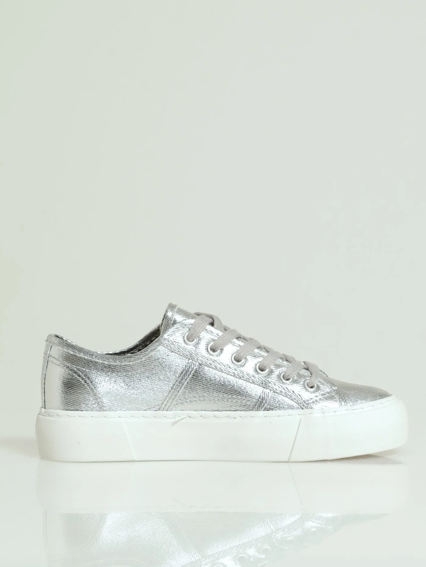 Calais 6 Basic Lace Up Court Platform Sneaker - Silver