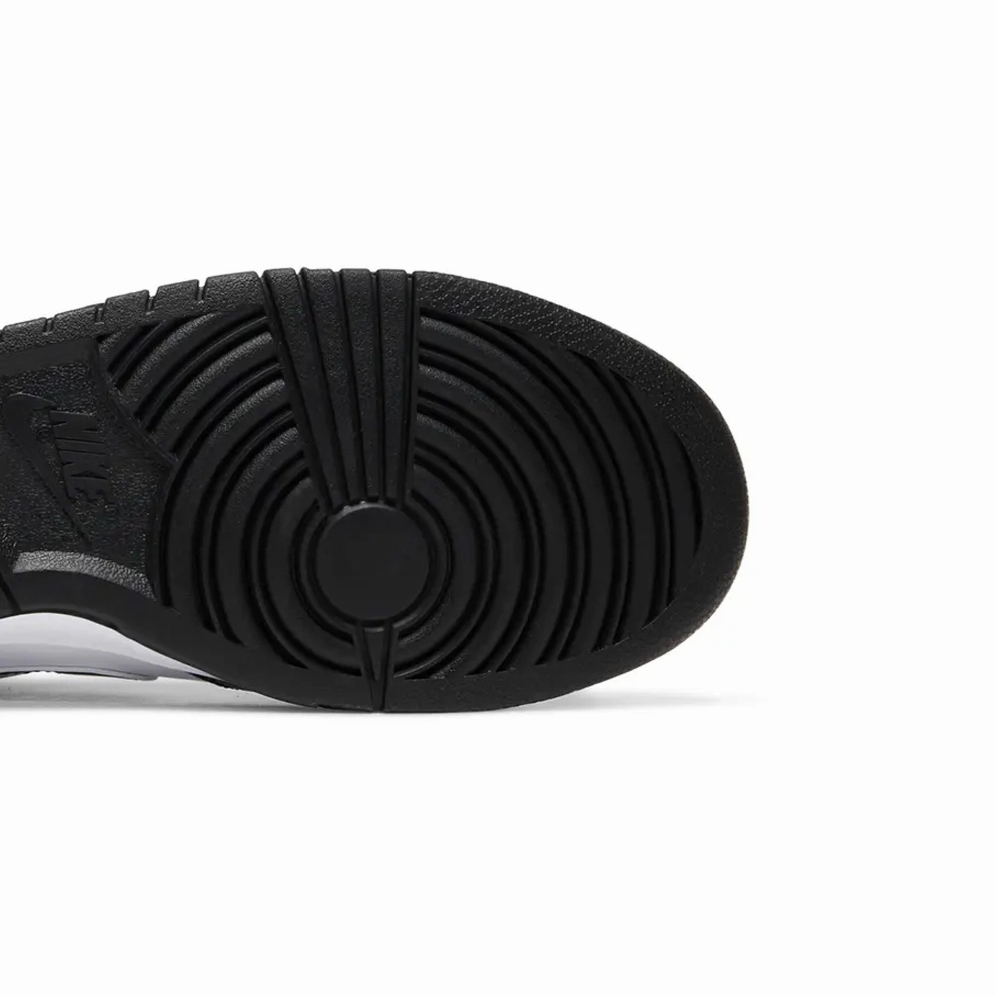 Dunk Low SE 'World Champs Black White' (2022)