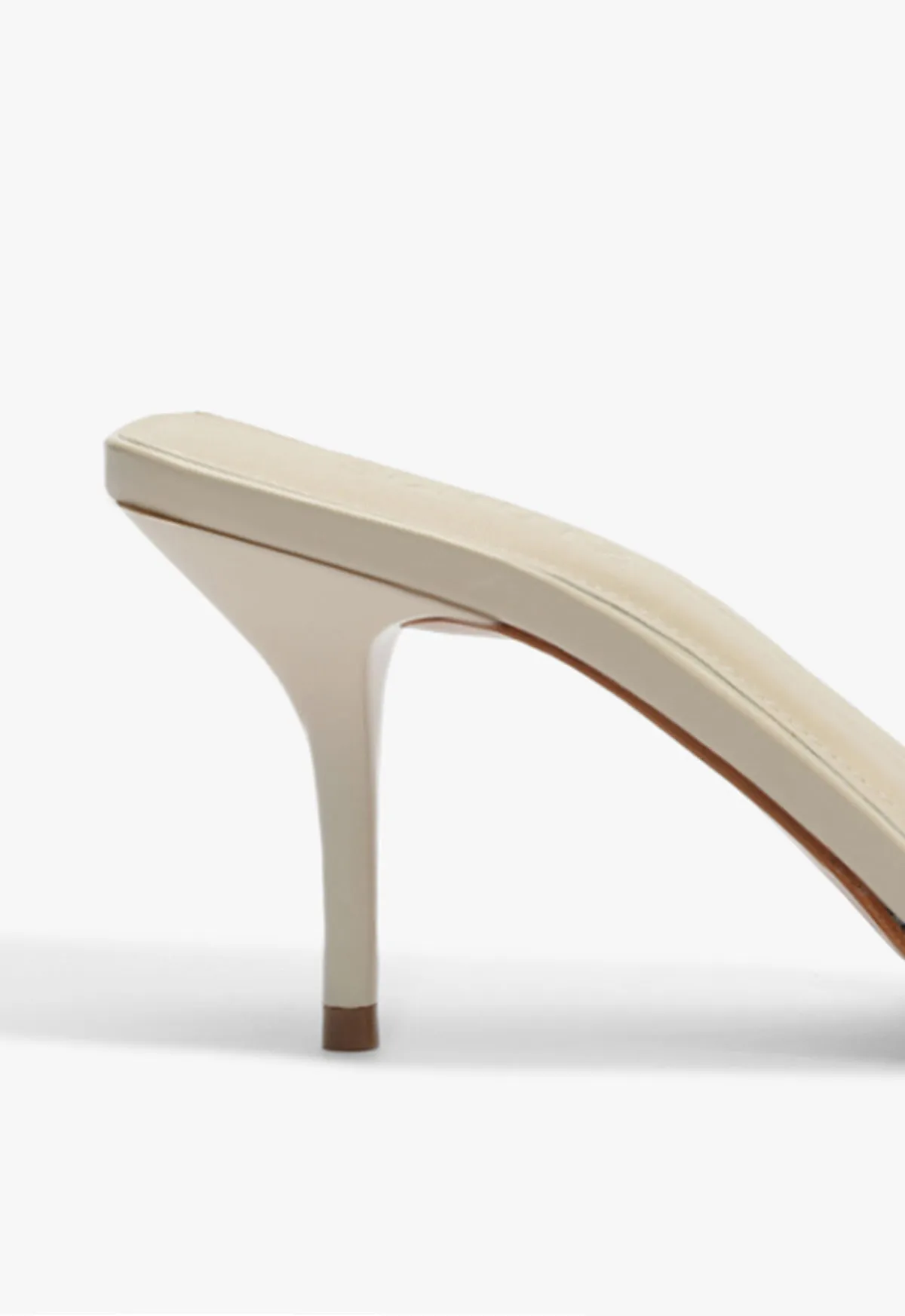 Elodie Sandal