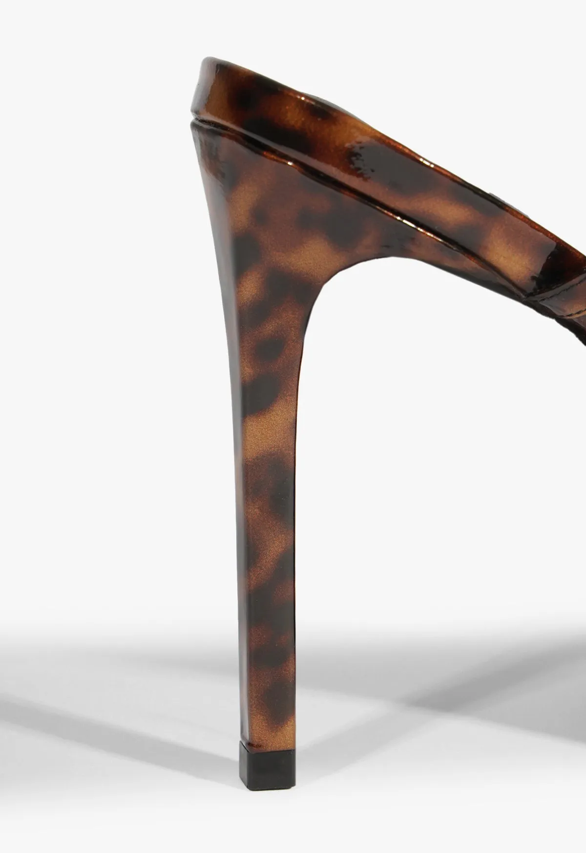 Inez Sandal