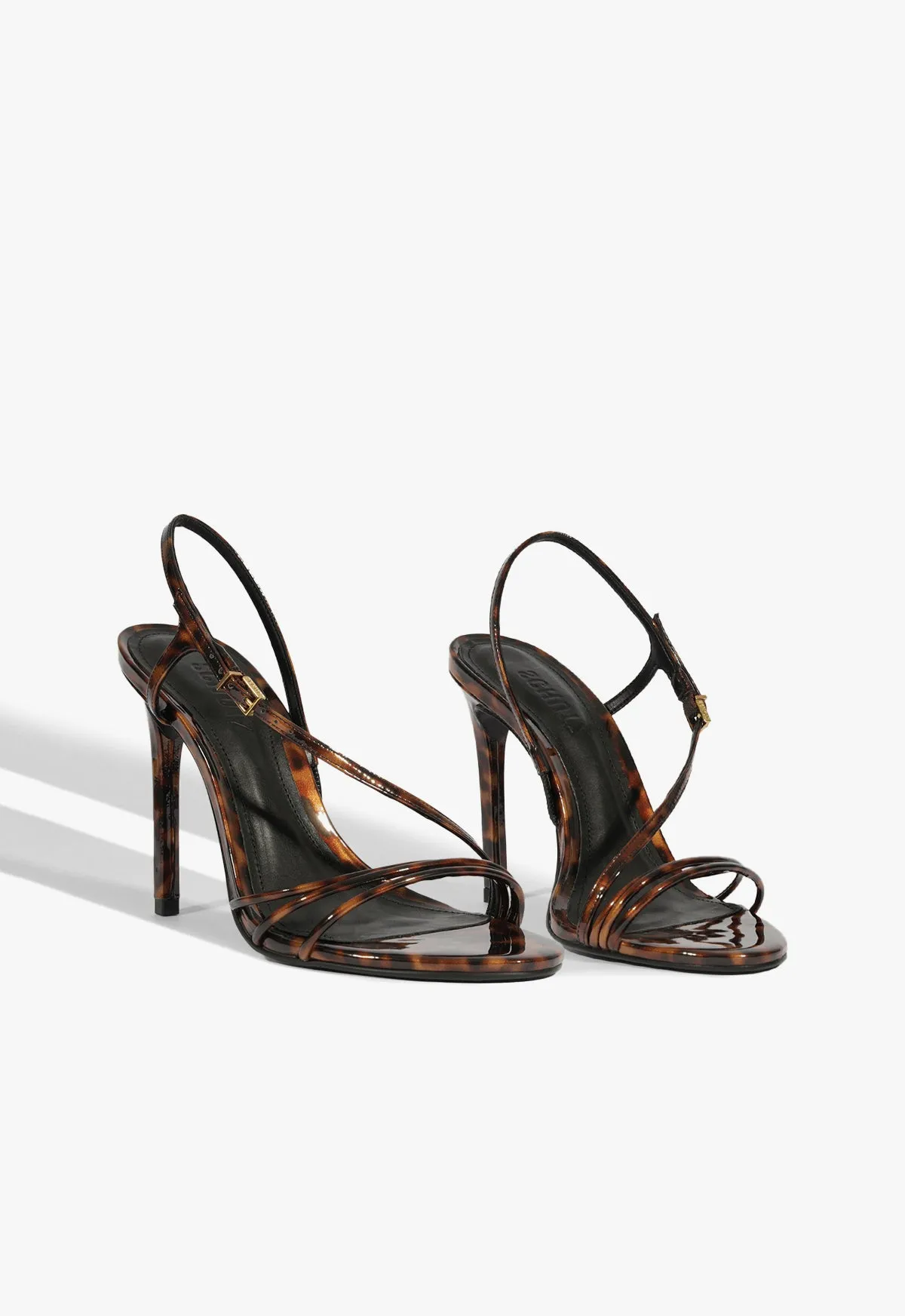 Inez Sandal