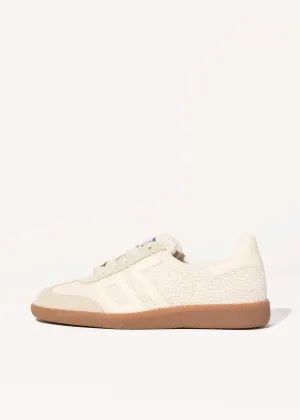 Iuta Lace Up Sneaker
