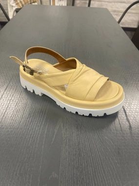 Jessica Sandals In Yellow
