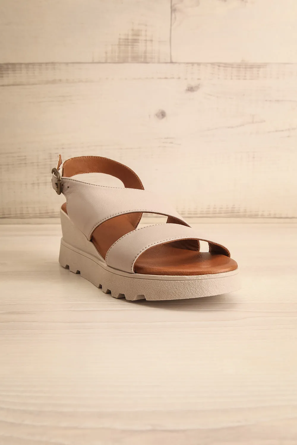Jianna Grey | Platform Sandals