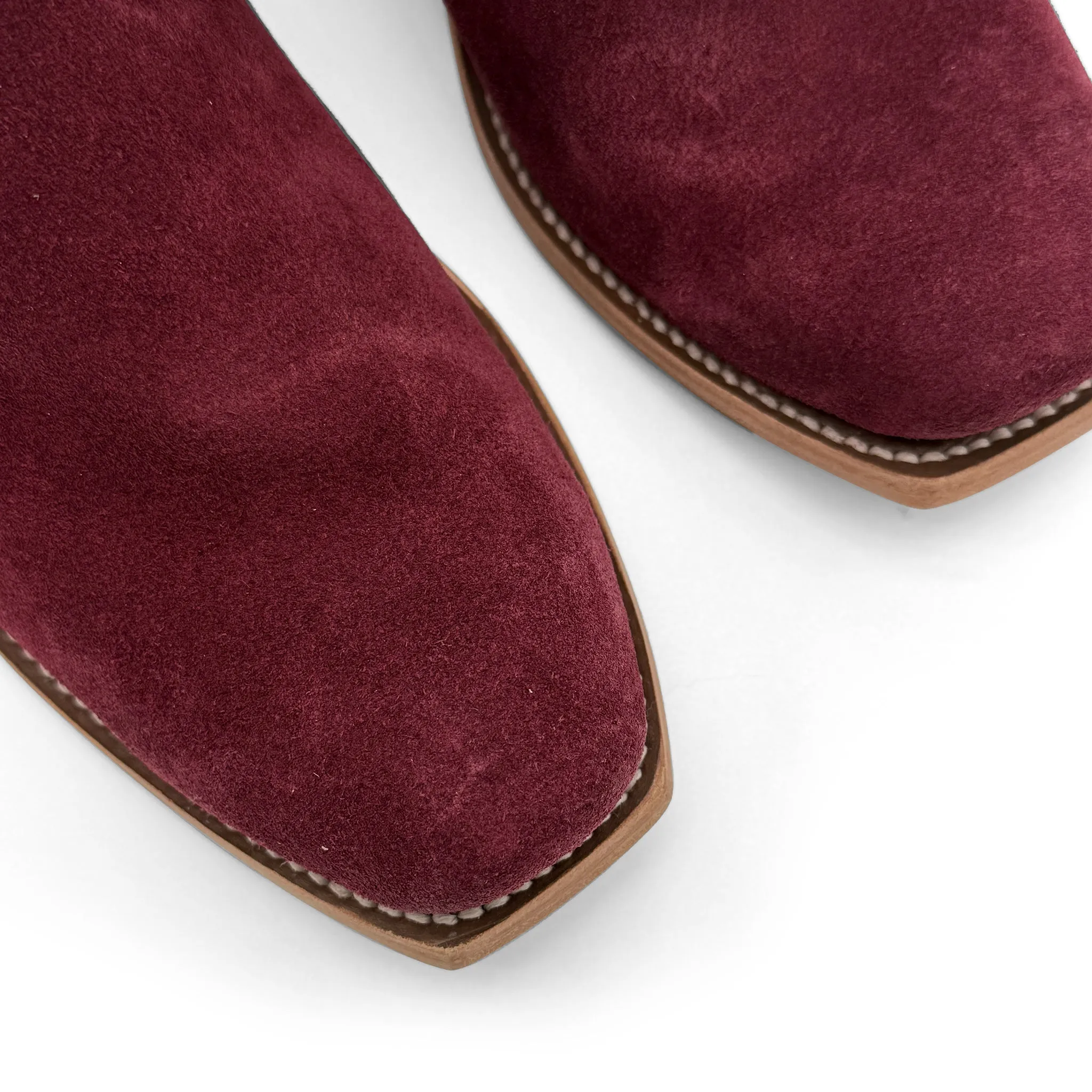 Macie Bean Burgundy Suede - M9500