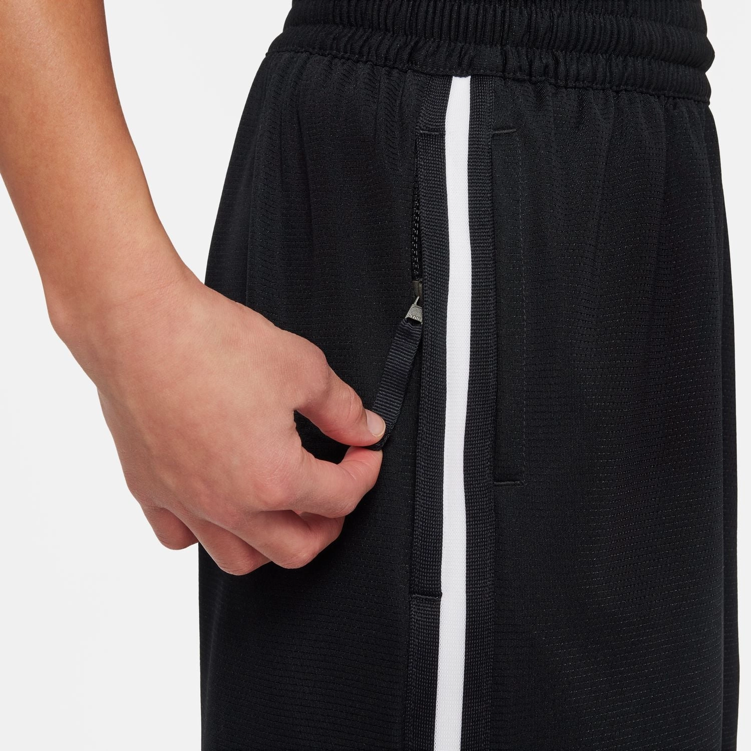 nike Dri Fit DNA 24 Short - Youth