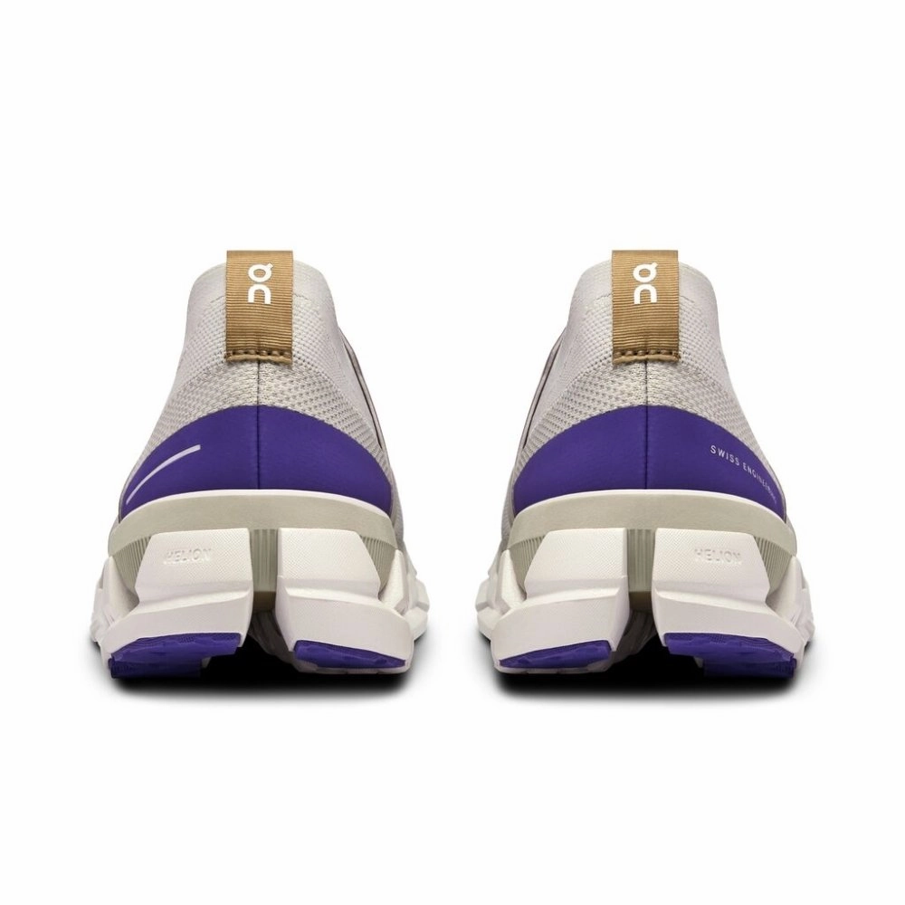 On Women's Cloudswift 3 - White/Blueberry