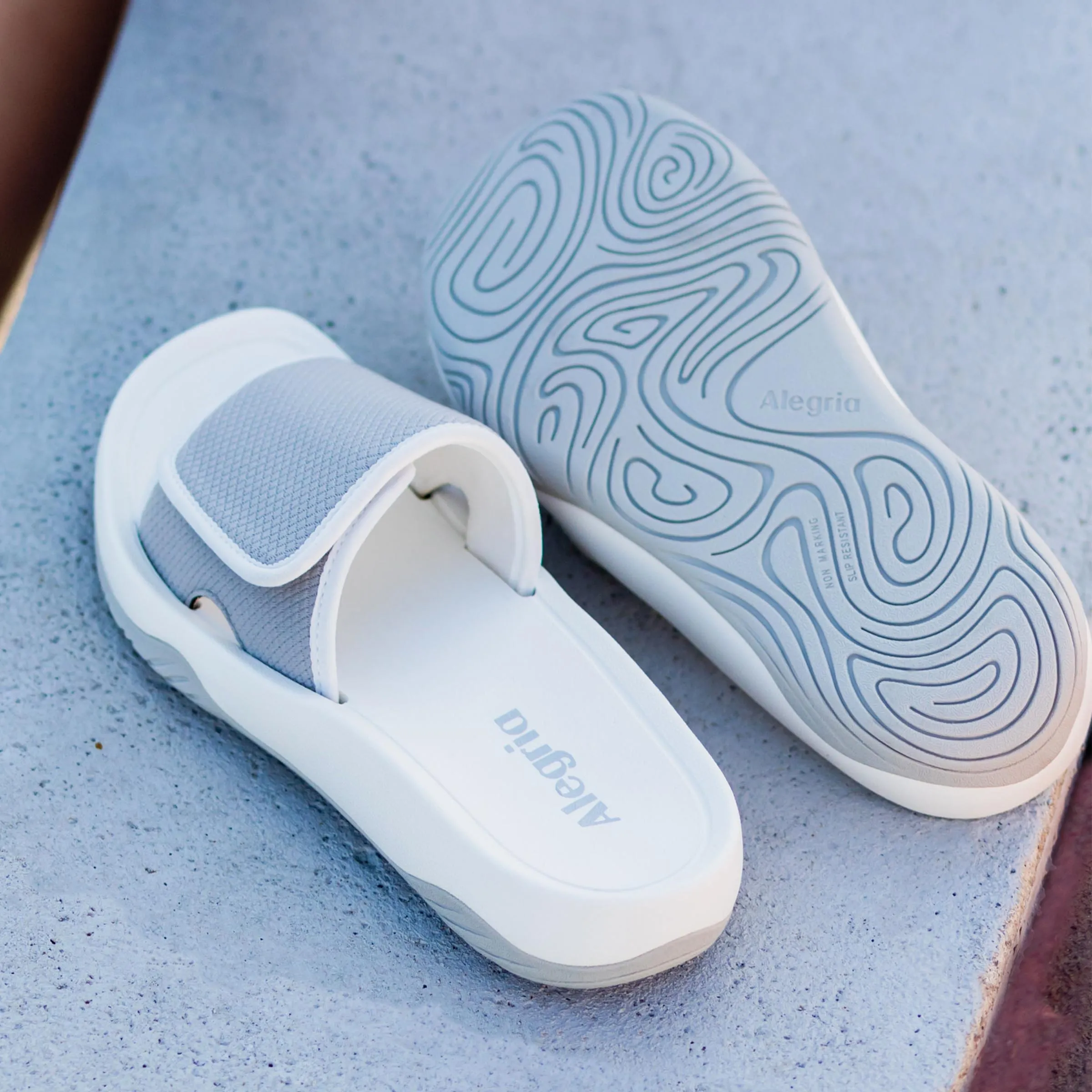 Ova8tion Dove Sandal