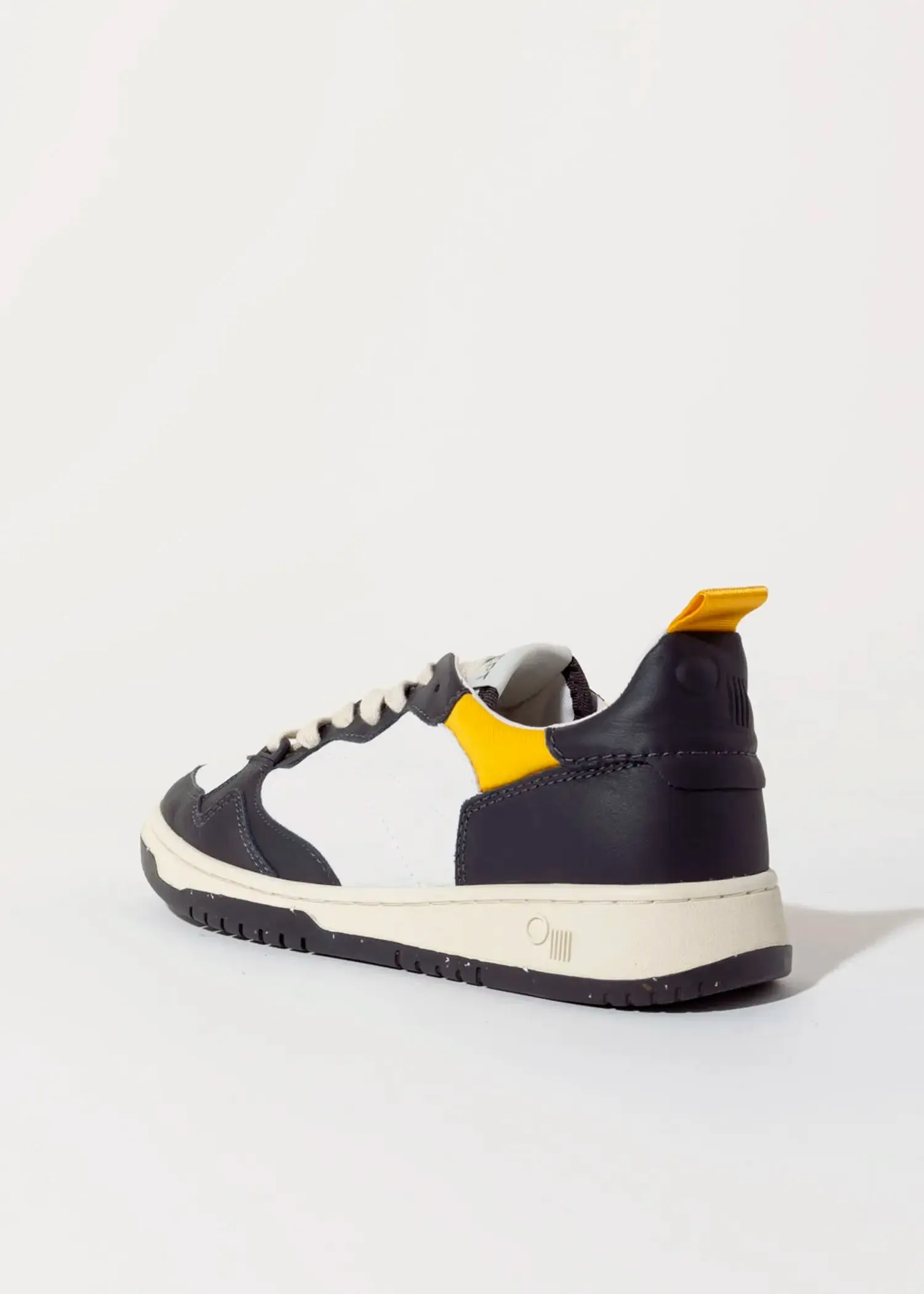 Phoenix Sneaker