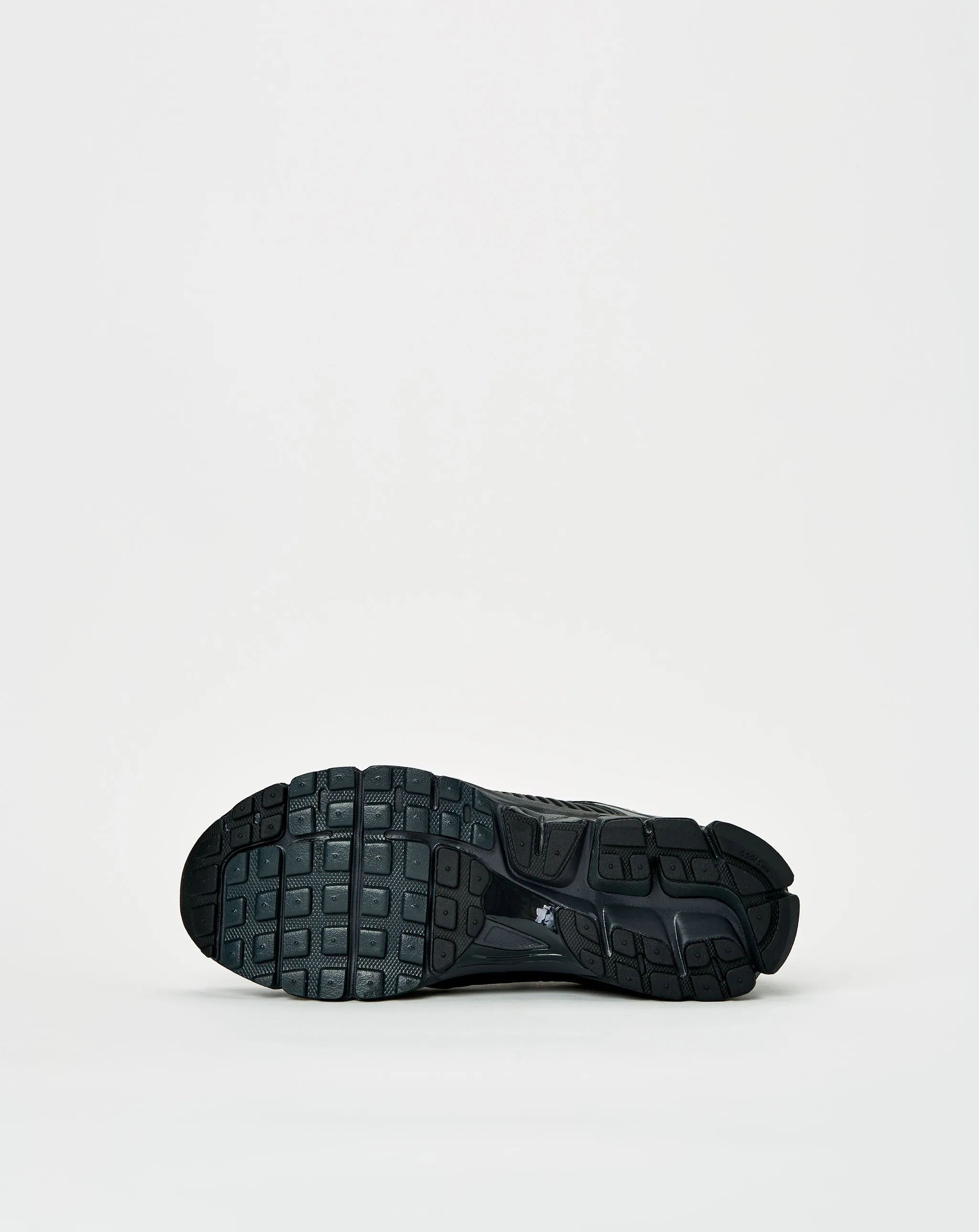 Shoes Nike Zoom Vomero 5