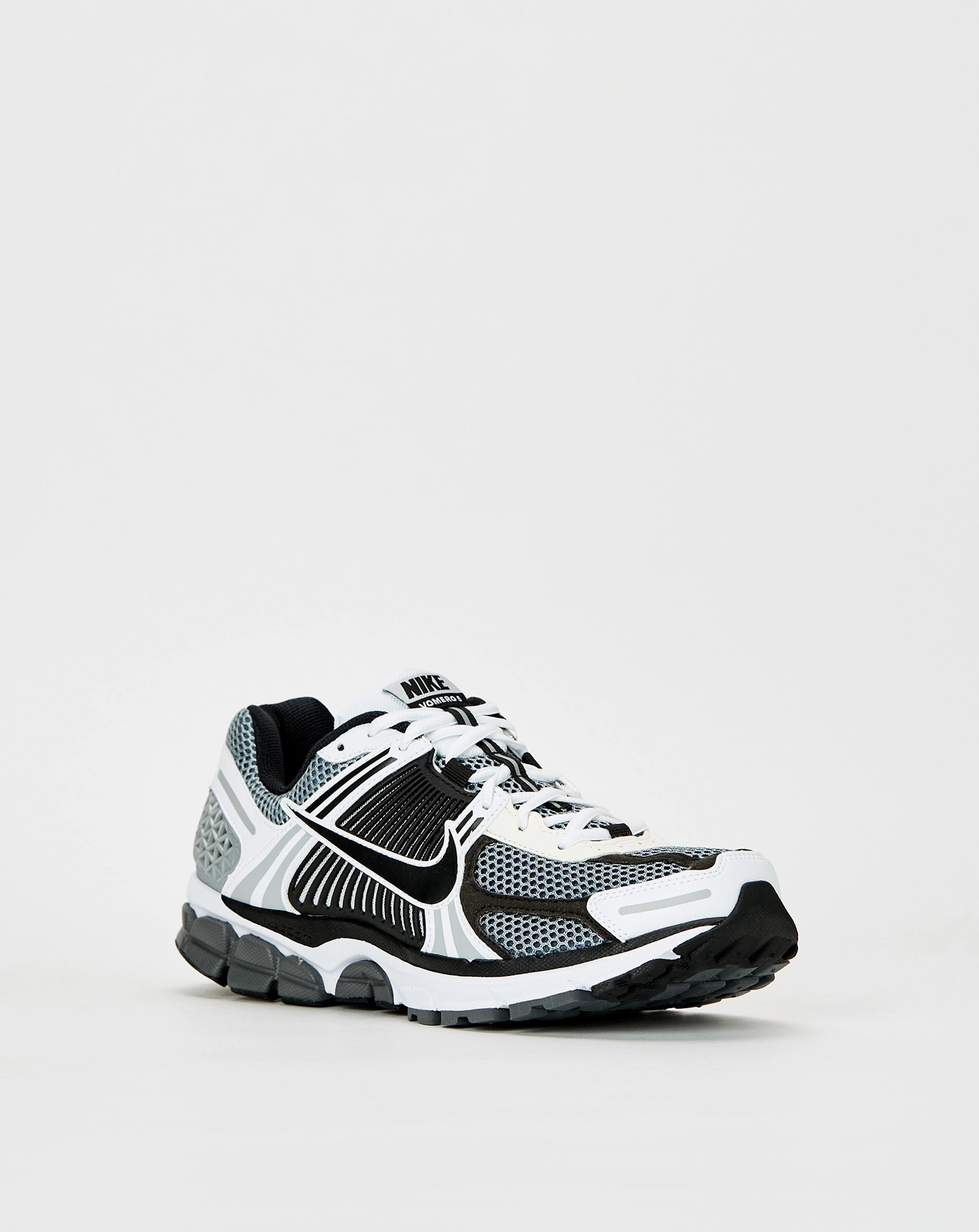 Shoes Nike Zoom Vomero 5 SE SP
