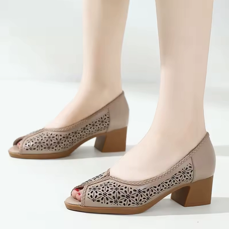 USS Shoes Lucrecia  Women's Genuine Leather Open Toe Sandals