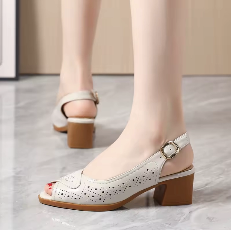 USS Shoes Raquel Women's Open Toe Patent Leather Sandals