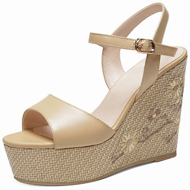 USS Shoes Valery Women's Platform Wedges Sandals