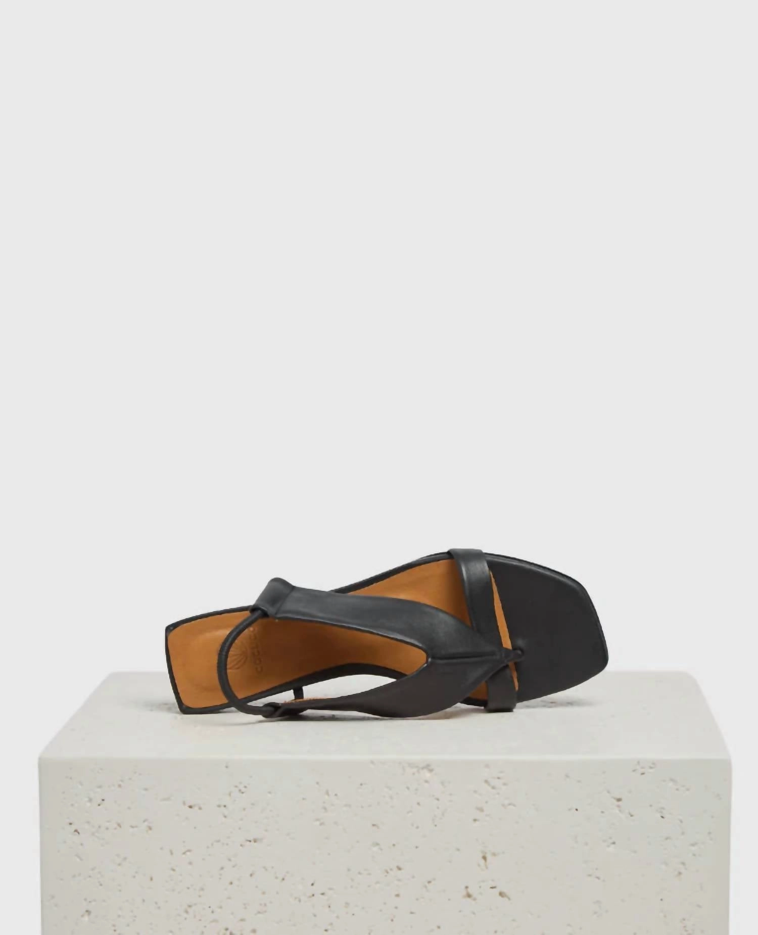 Women's Finch Sandal In Black Leather