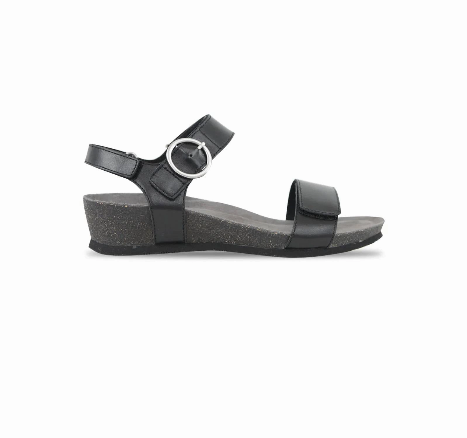 Women's Sintra Sandal In Black Calf Leather