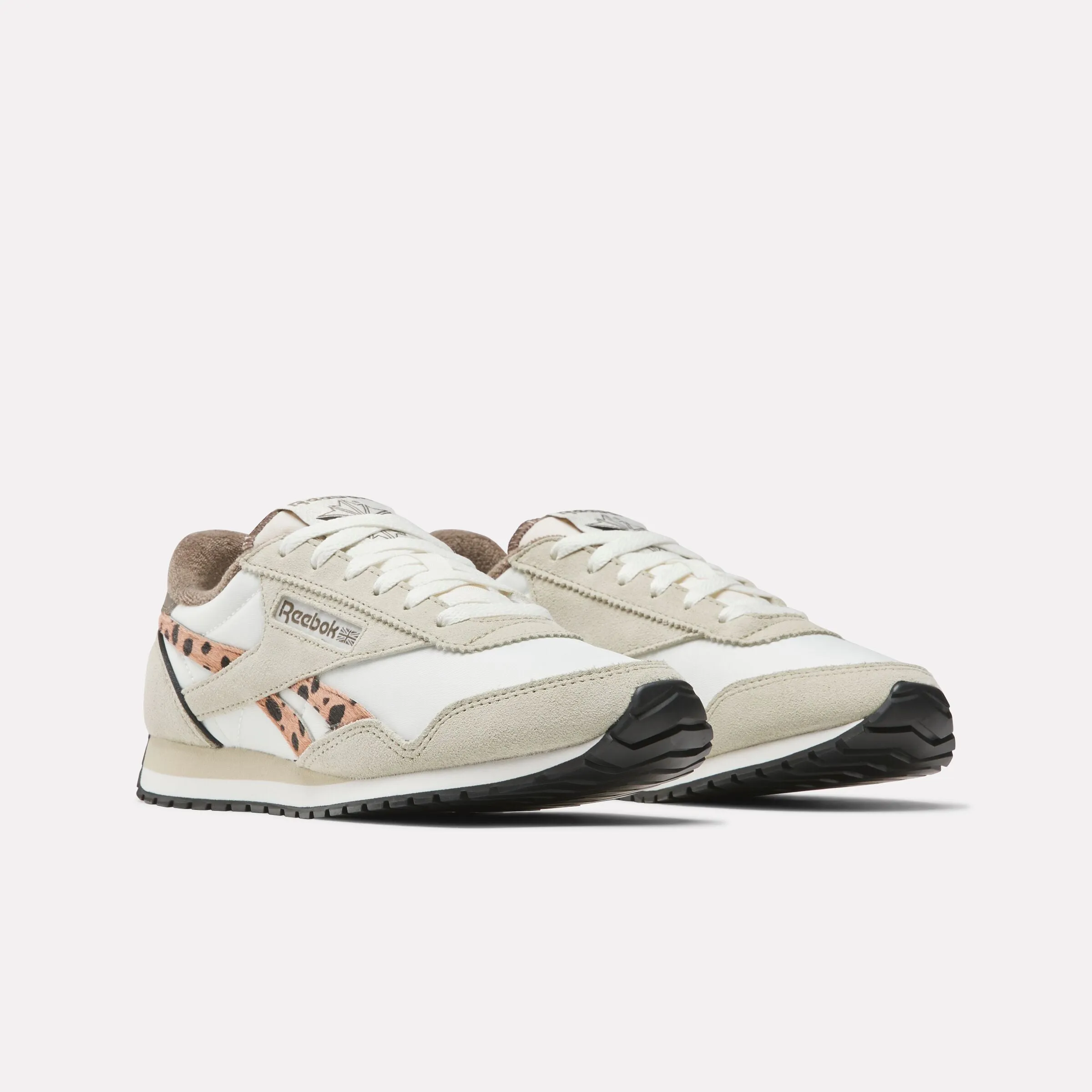 Women's Classic AZ Shoes