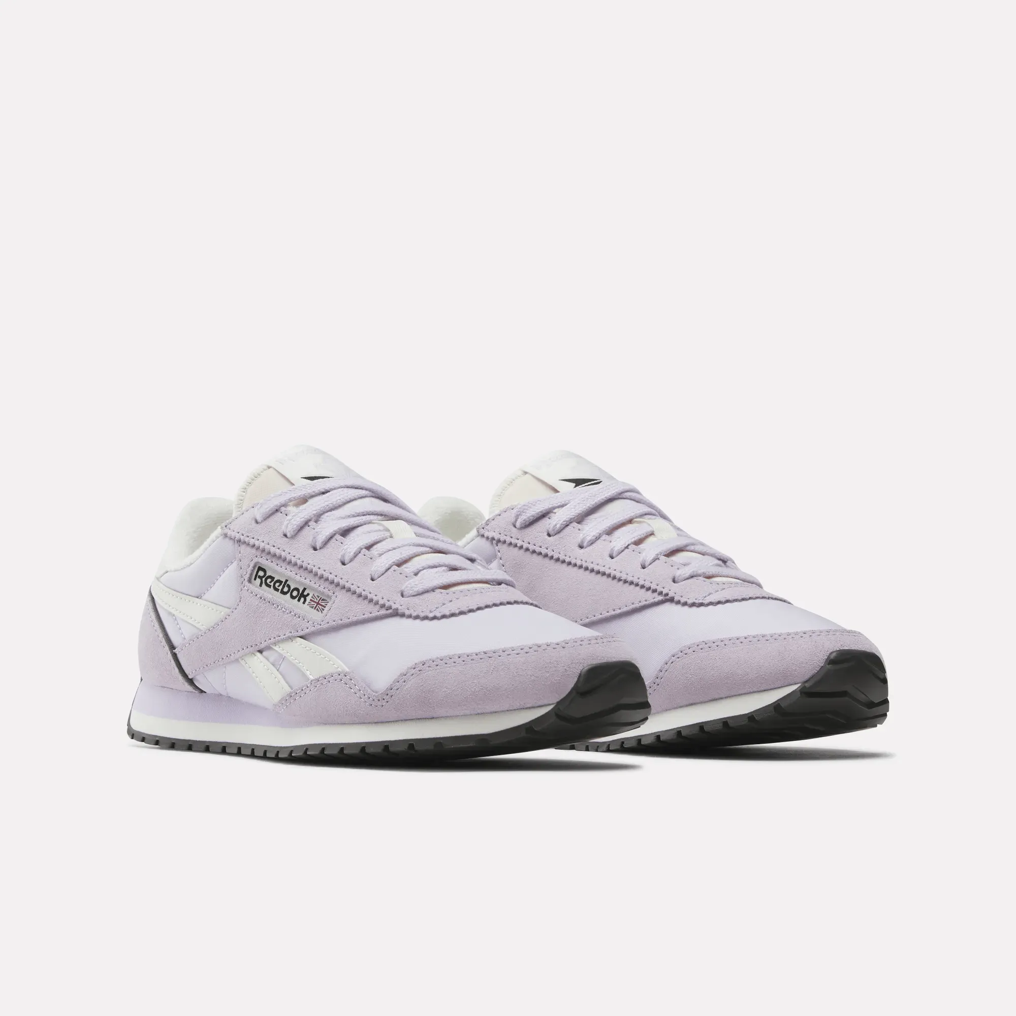 Women's Classic AZ Shoes