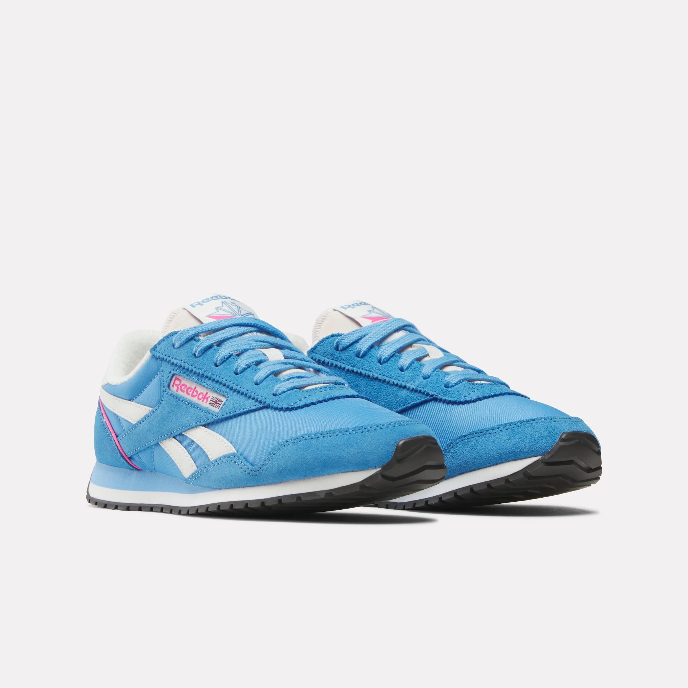 Women's Classic AZ Shoes